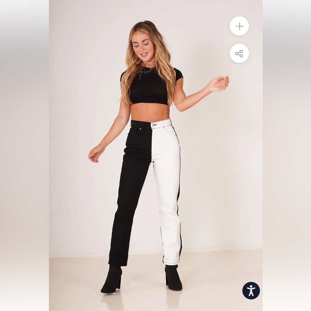 REVICE two-tone black and white Dream Fit/XOXO jeans, size 27 🖤🤍